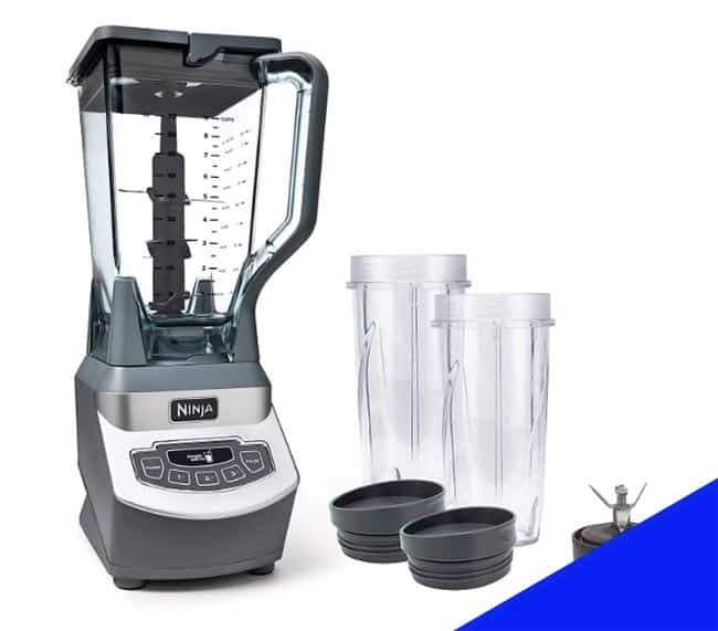 The Ninja blender and two to-go cups made of clear plastic. 
